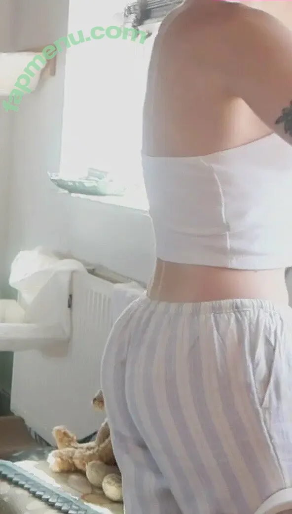 Soupforeloise nude photo #0079 (help)