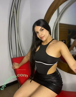  nude photo #0002