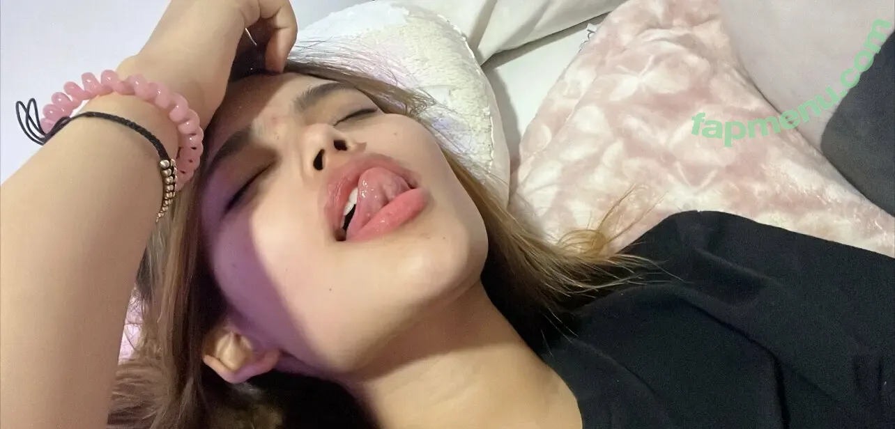 soyymicaela nude photo #0022 (soyymicaela)
