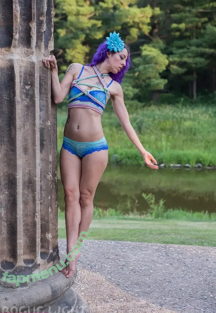 Space11kitten nude photo #0011 (raven11nevermore / space11kittenfree)