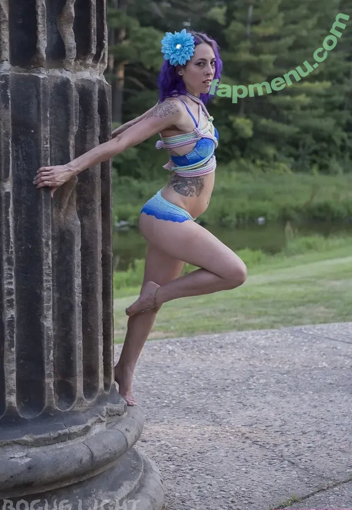 Space11kitten nude photo #0014 (raven11nevermore / space11kittenfree)