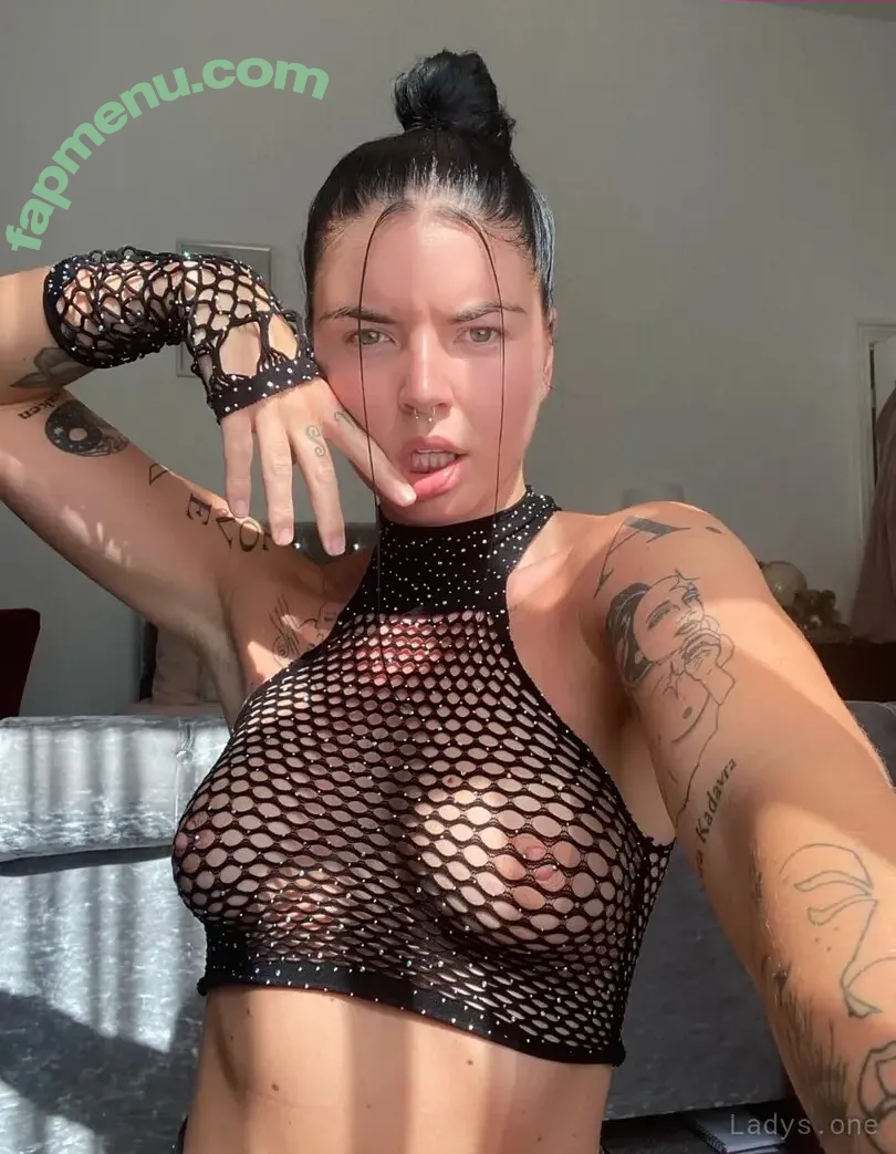 Spiby Beth nude photo #0005 (Spiby Beth)