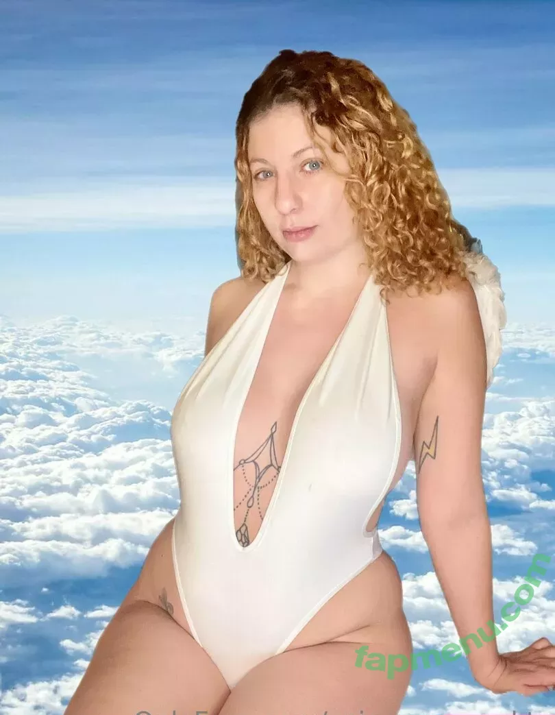 spicenovageektv nude photo #0103 (spicenova.0)
