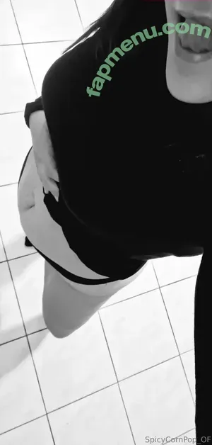  nude photo #0001