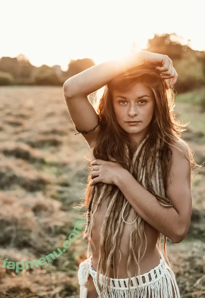 spiritsofnature nude photo #0001 (spiritsofnature)