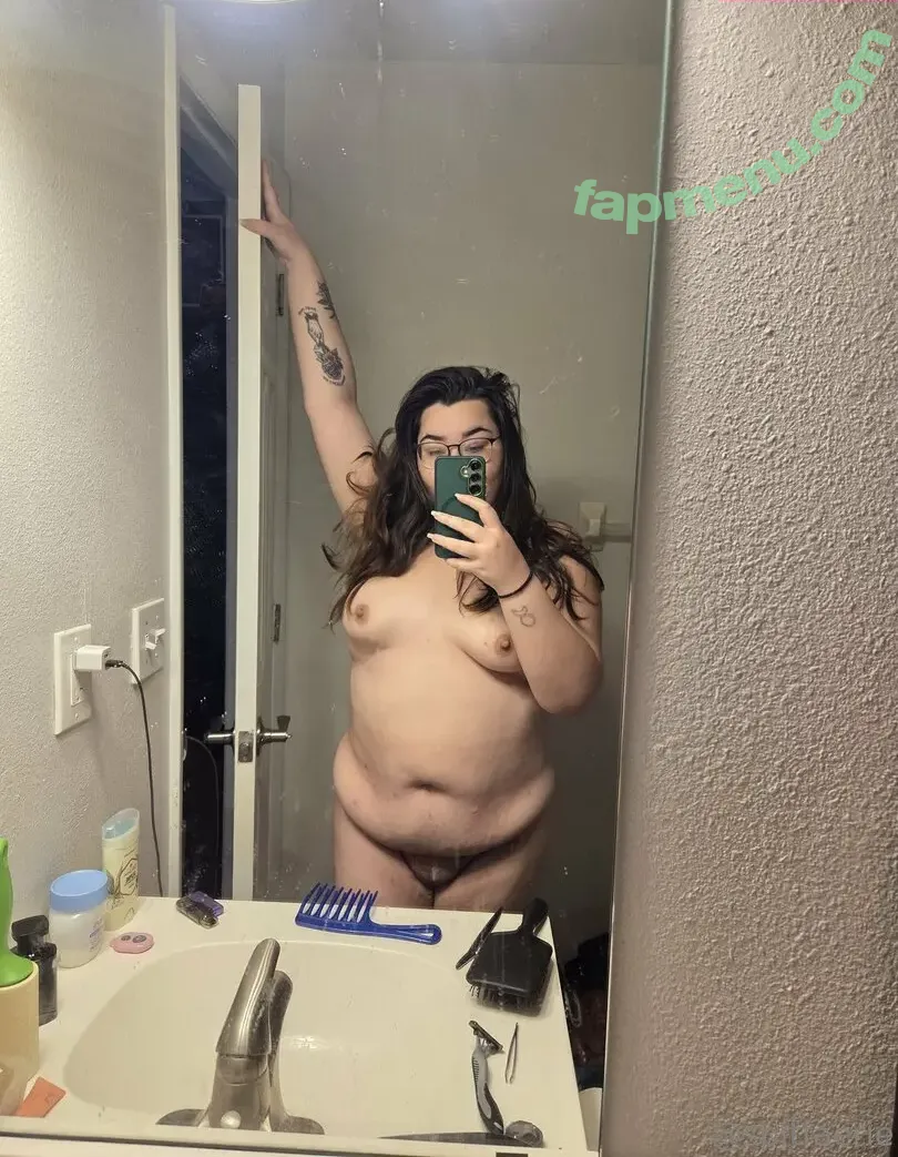 Spitfaerie nude photo #0012 (faerie.spit / whoreforhyrule)