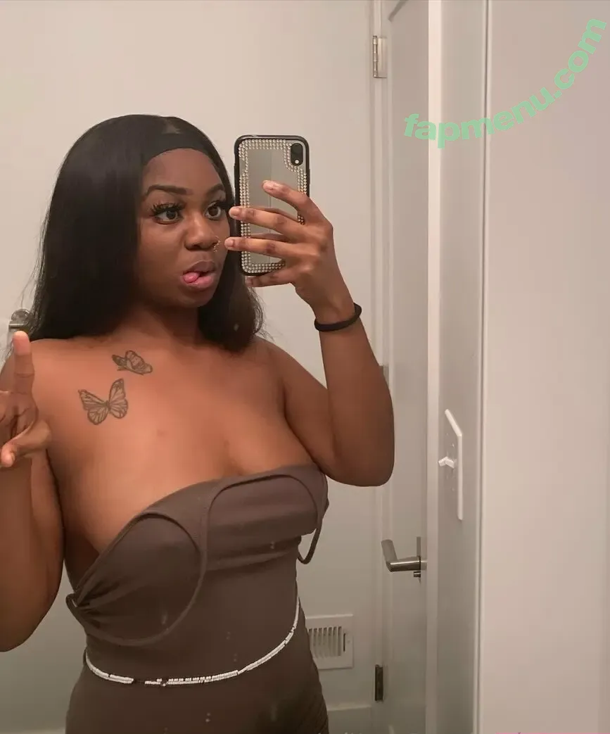 spoiledmochi nude photo #0001 (mochi.ansher)