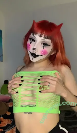 spooky.smut / littlespookysmut nude photo #0015