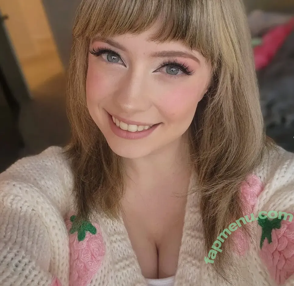 SquishShe nude photo #0150 (squishsheofficial / squishwhore)