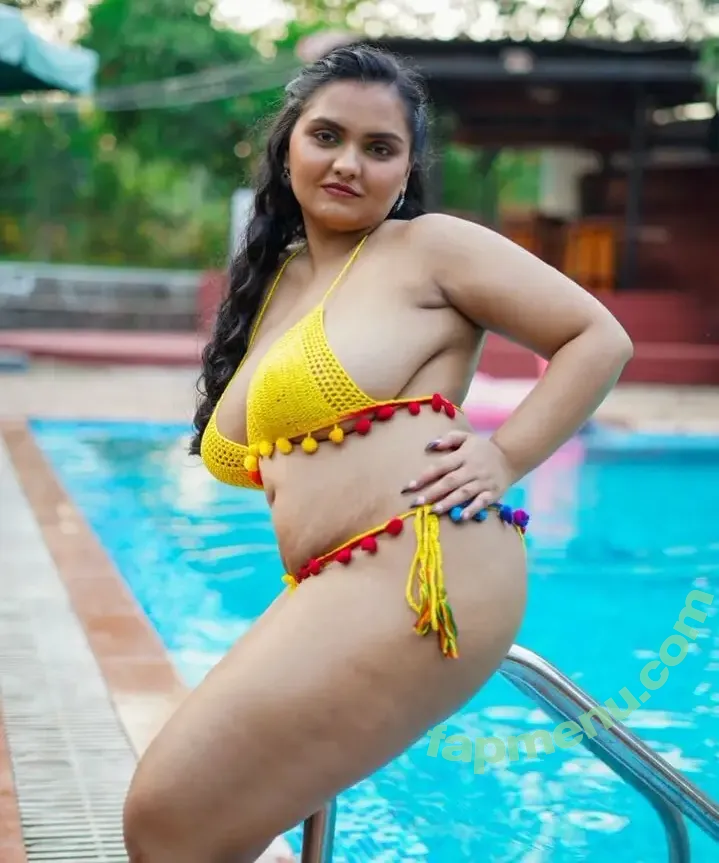 Srishti Banerjee nude photo #0011 (Srishti Banerjee)
