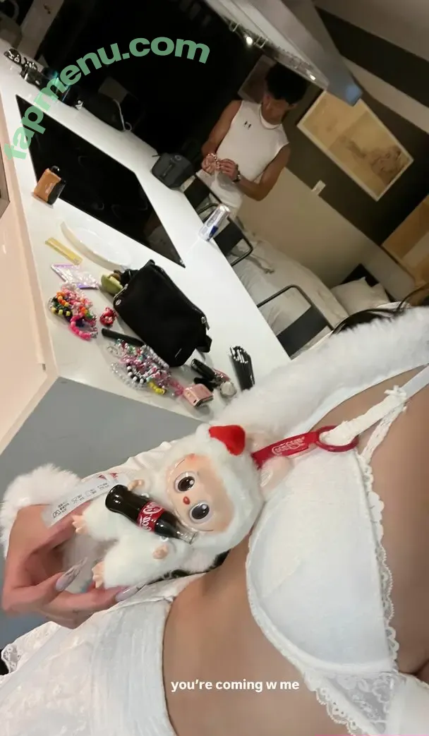 Ssophiali nude photo #0026 (Ssophiali)