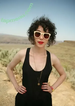 St Vincent / Annie Erin Clark / muddaub / st_vincent nude photo #0203