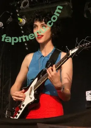 St Vincent / Annie Erin Clark / muddaub / st_vincent nude photo #0204