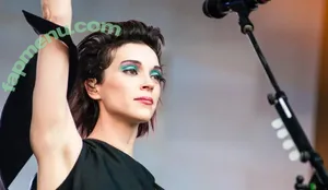 St Vincent / Annie Erin Clark / muddaub / st_vincent nude photo #0227