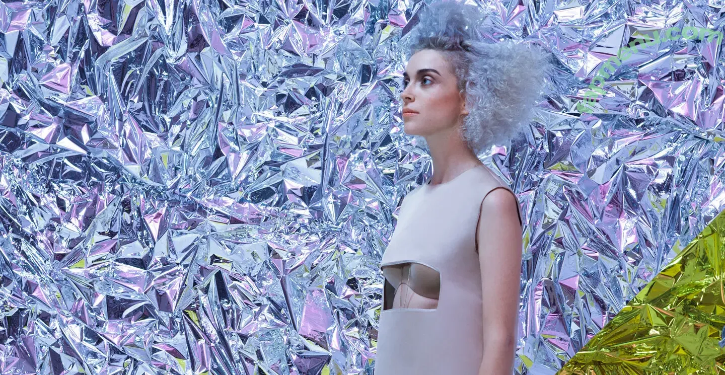 St Vincent nude photo #0192 (Annie Erin Clark / st_vincent)