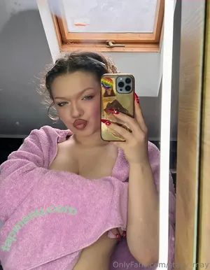  nude photo #0005