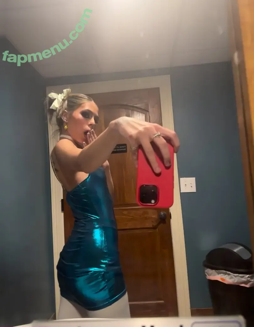 stardeela nude photo #0002 (stardeela)