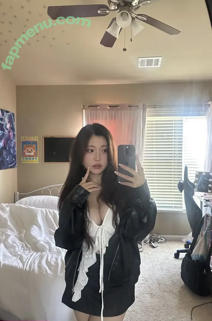 Starriebun nude photo #0052 (staribunbun / starriebunn)