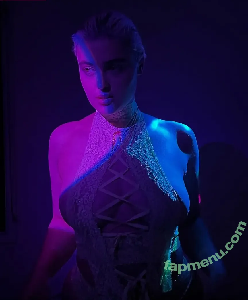 Stefania Ferrario nude photo #0093 (stefania_model / stefaniaferrario)