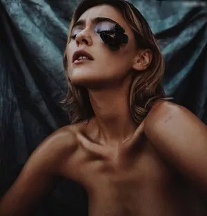 Stefanie Giesinger / stefaniegiesinger / steffigiesinger nude photo #0128