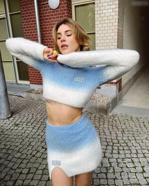 Stefanie Giesinger / stefaniegiesinger / steffigiesinger nude photo #0203