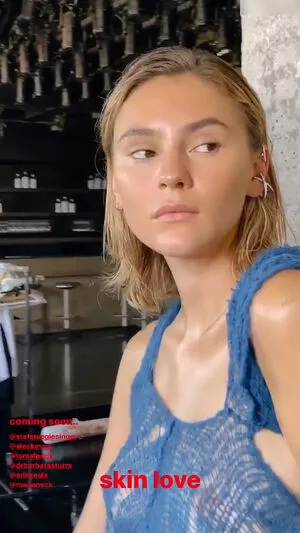 Stefanie Giesinger / stefaniegiesinger / steffigiesinger nude photo #0239