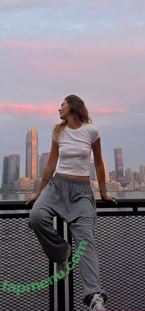 Stefanie Giesinger nude photo #0112 (stefaniegiesinger / steffigiesinger)
