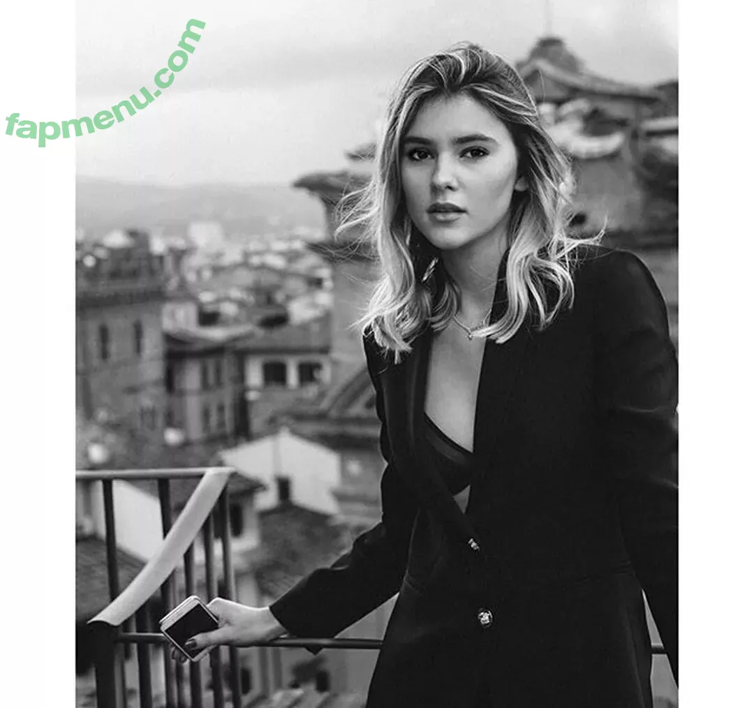 Stefanie Giesinger nude photo #0224 (stefaniegiesinger / steffigiesinger)