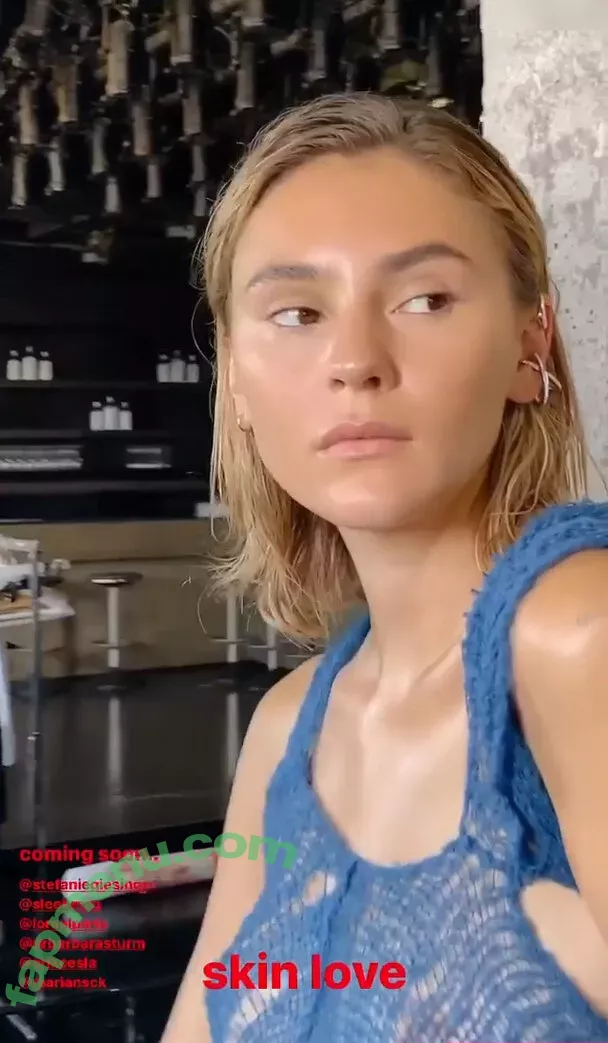 Stefanie Giesinger nude photo #0238 (stefaniegiesinger / steffigiesinger)