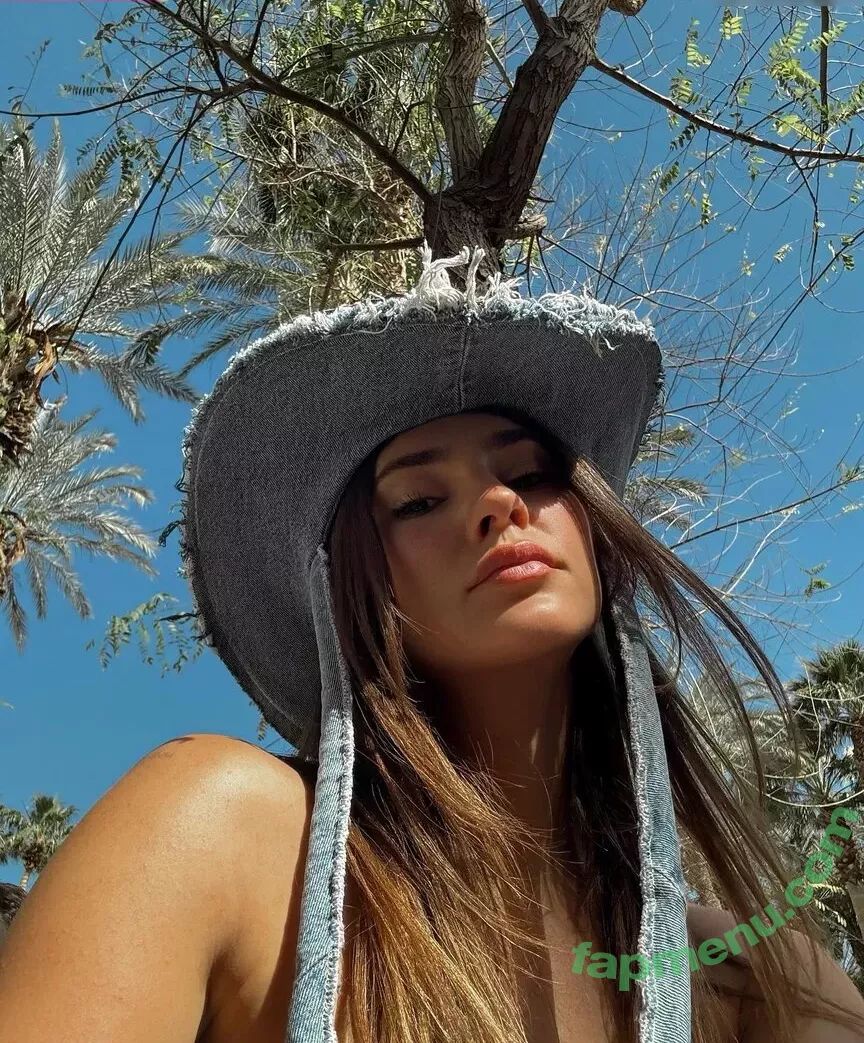 Stefanie Giesinger nude photo #0262 (stefaniegiesinger / steffigiesinger)