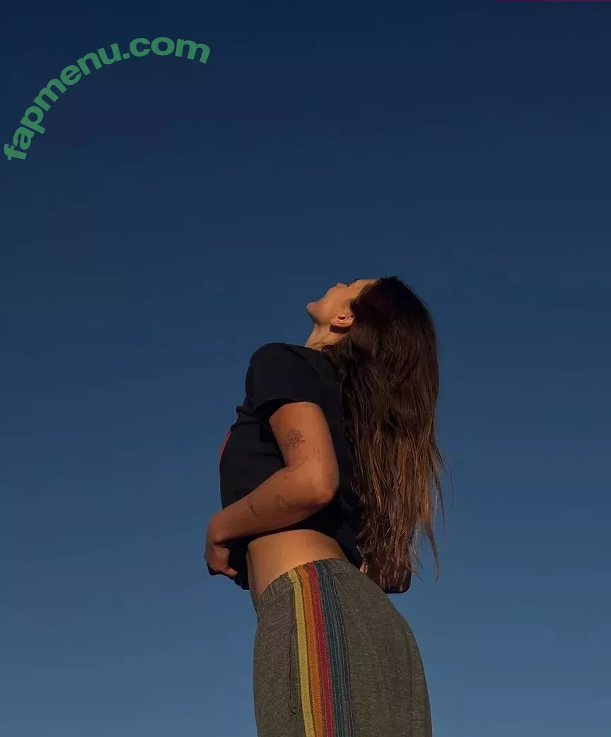 Stefanie Giesinger nude photo #0270 (stefaniegiesinger / steffigiesinger)