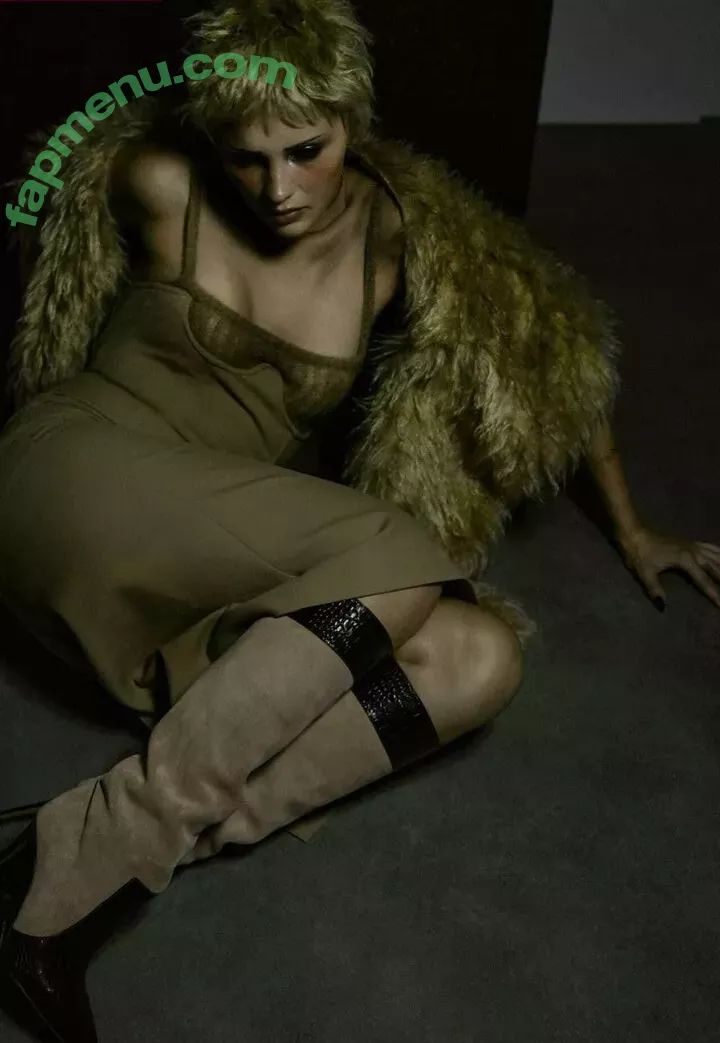 Stefanie Giesinger nude photo #0327 (stefaniegiesinger / steffigiesinger)