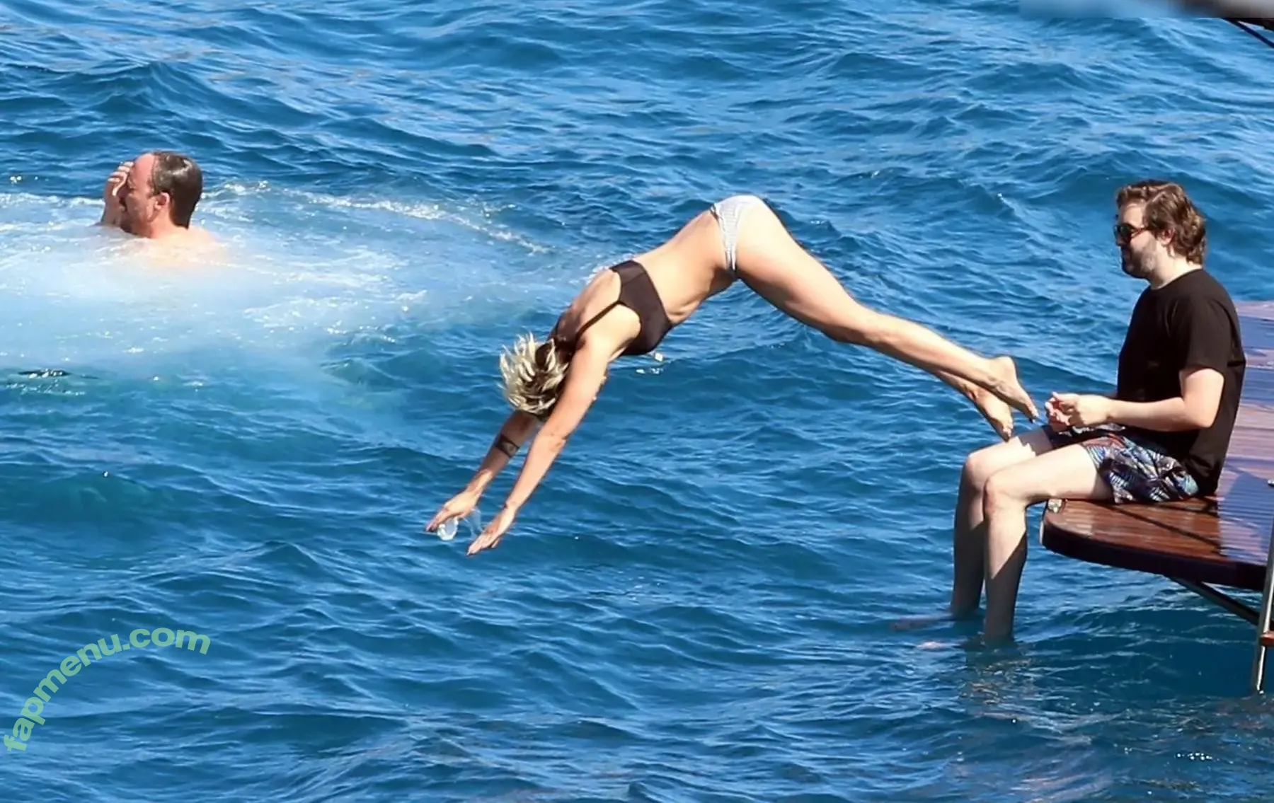 Stella Maxwell nude photo #1833 (stellamaxwell)