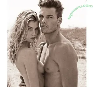 Stella Maxwell / stellamaxwell nude photo #2202