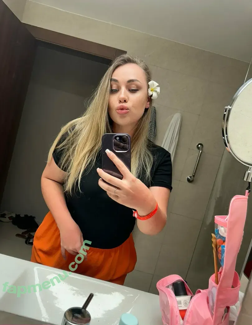 stellamooon nude photo #0028 (stellamooon)