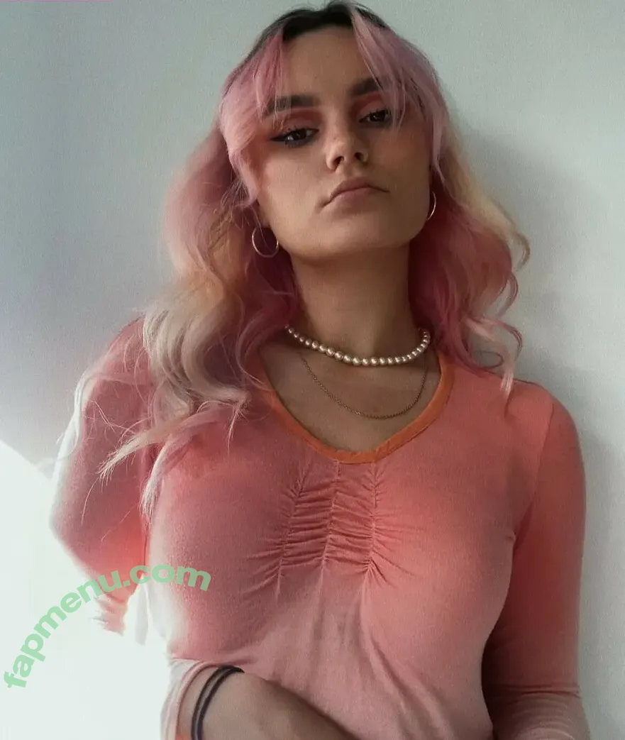 Steph0sims nude photo #0012 (stephoshiri)