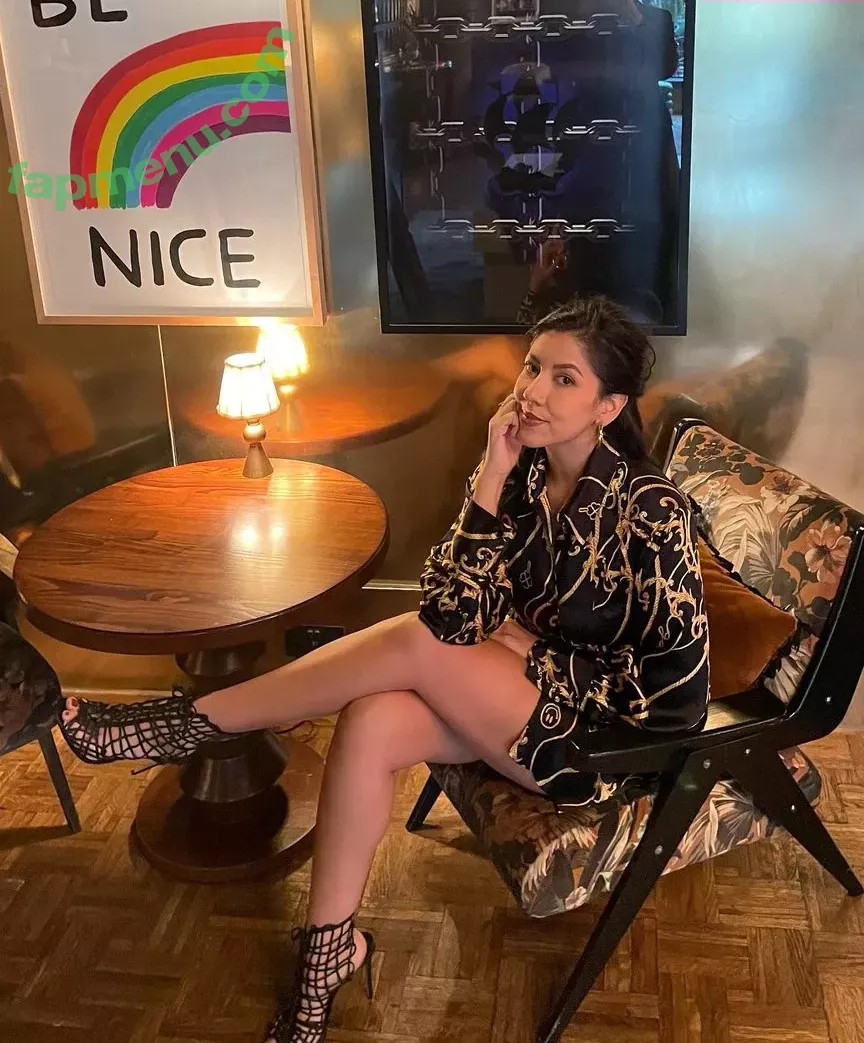 Stephanie Beatriz nude photo #0001 (Rosa Diaz / bellasramos / iamstephbeatz / stephaniebeatriz)