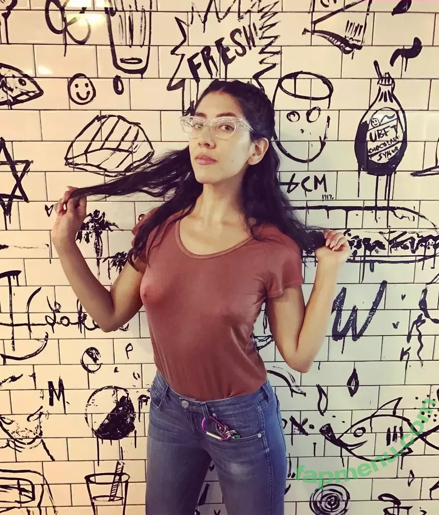 Stephanie Beatriz nude photo #0012 (Rosa Diaz / bellasramos / iamstephbeatz / stephaniebeatriz)