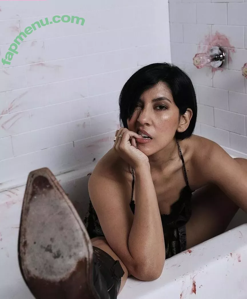 Stephanie Beatriz nude photo #0043 (Rosa Diaz / bellasramos / iamstephbeatz / stephaniebeatriz)