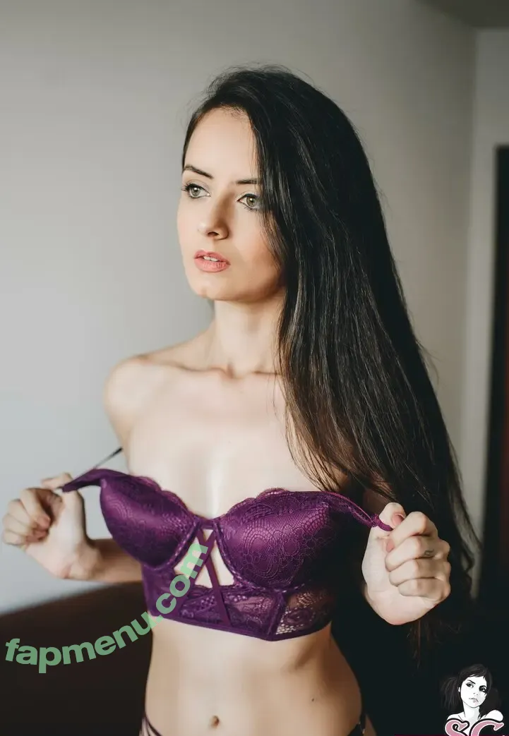 Stephanie Gomes nude photo #0010 (stephaniegomees)