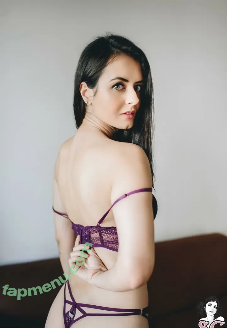 Stephanie Gomes nude photo #0011 (stephaniegomees)