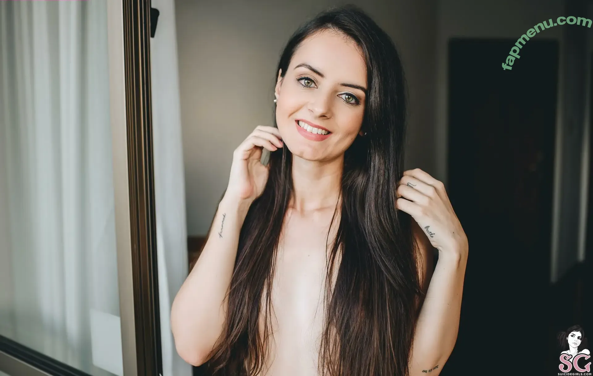 Stephanie Gomes nude photo #0040 (stephaniegomees)