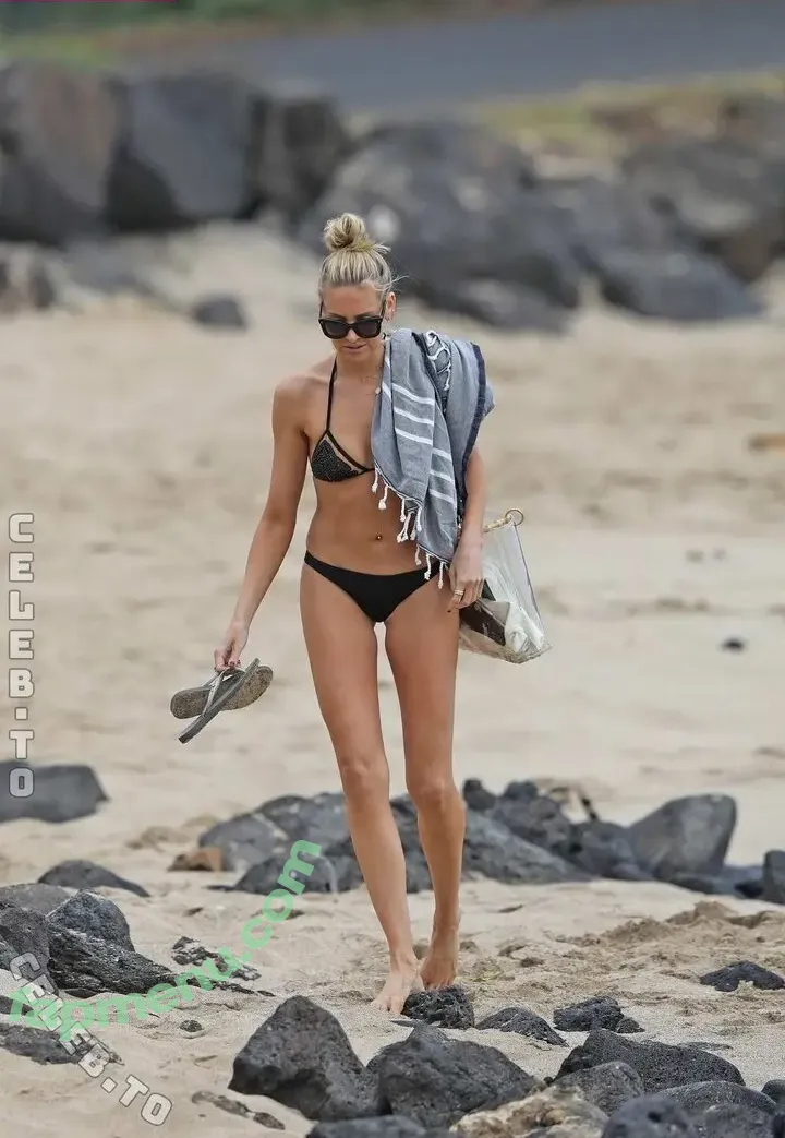 Stephanie Pratt nude photo #0193 (officialstephpratt)