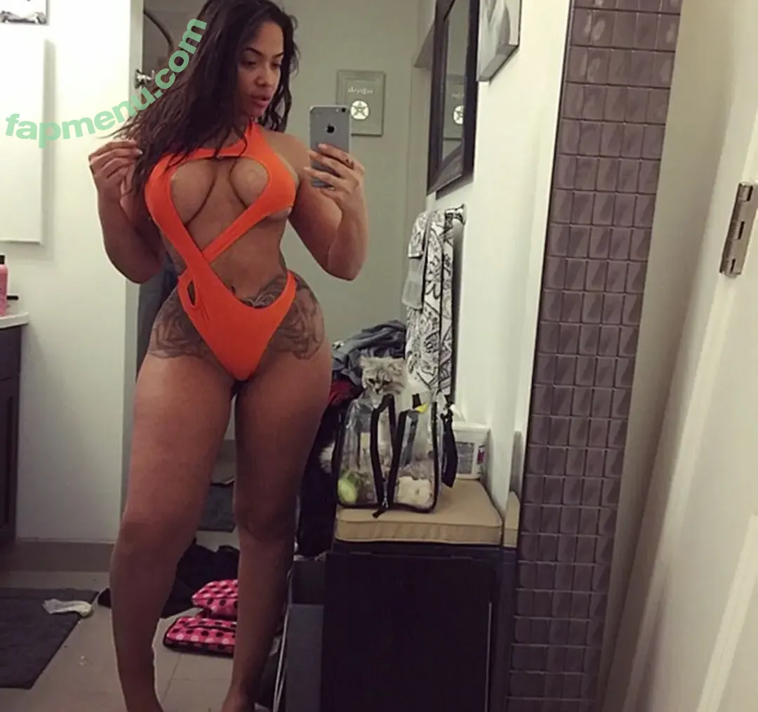 Stephanie Santiago nude photo #0042 (Stephsdope / stephanie_santiago)