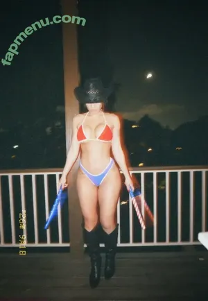  nude photo #0001