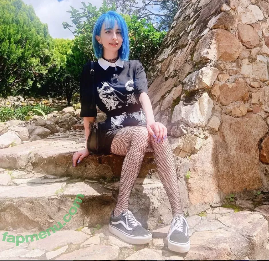 Stephymoon nude photo #0019 (Stephanie / _stephymoon_ / stephymoon_)