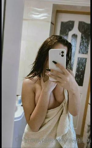 stepsislilli / step.sis.lilli nude photo #0021