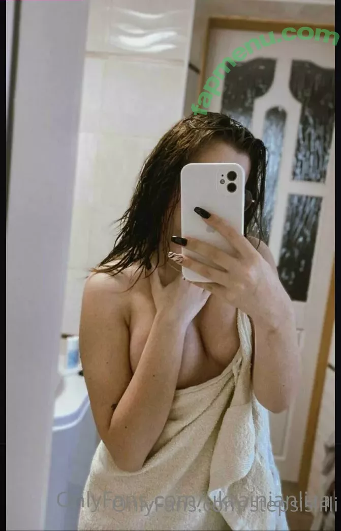 stepsislilli nude photo #0021 (step.sis.lilli)