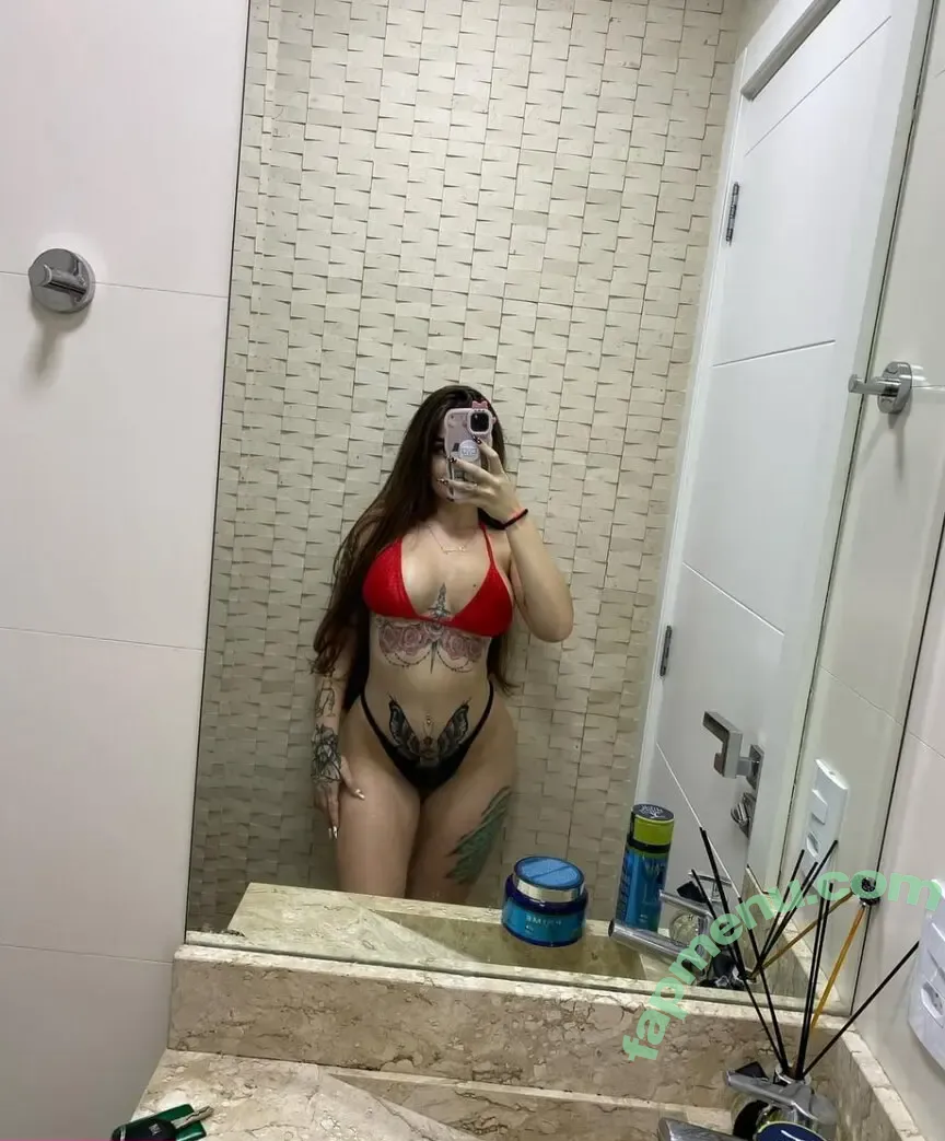 Stesereia nude photo #0011 (Stephany Sereia / scapitu)