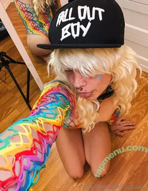  nude photo #0002